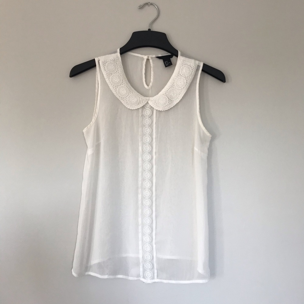 H&M Ivory Sleeveless Lace Top Size 8 - Small